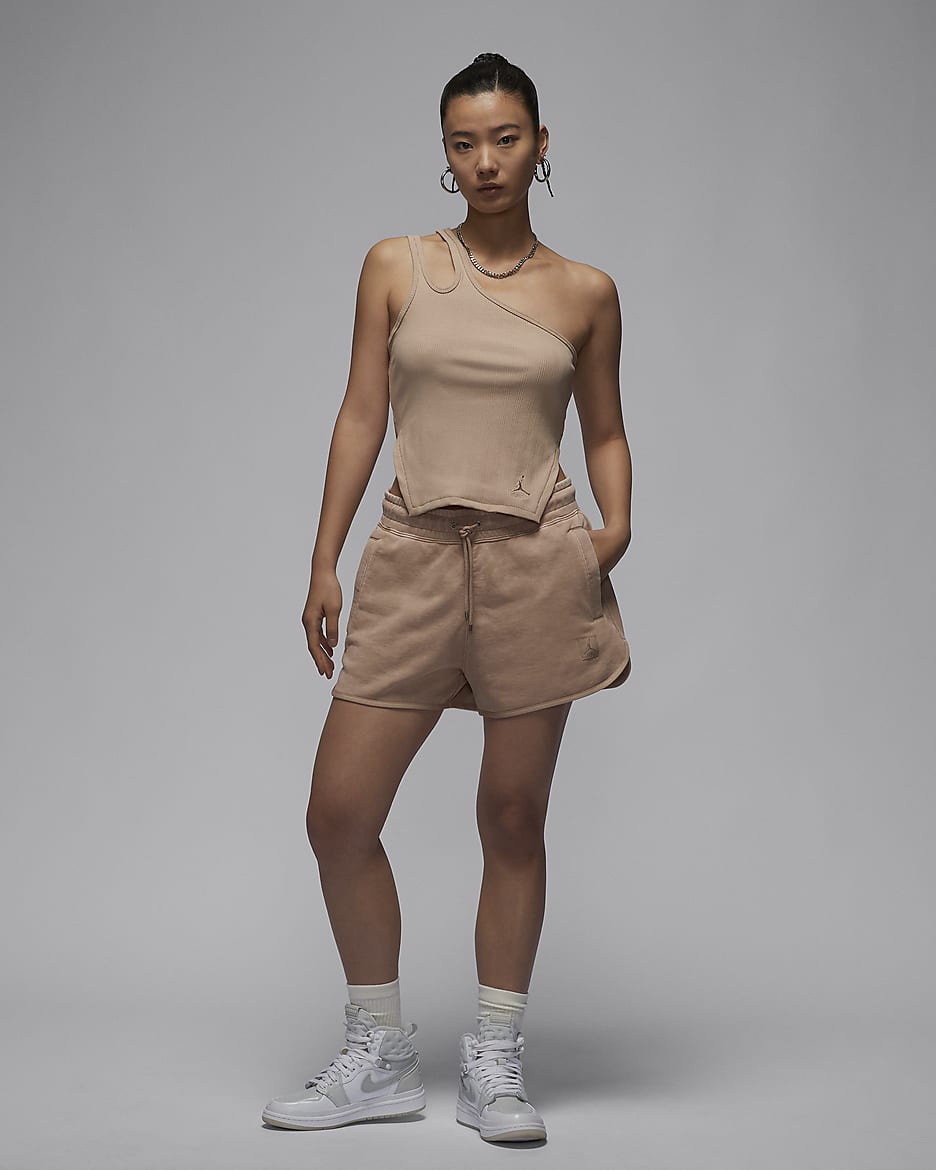 Nike asymmetrical tank clearance
